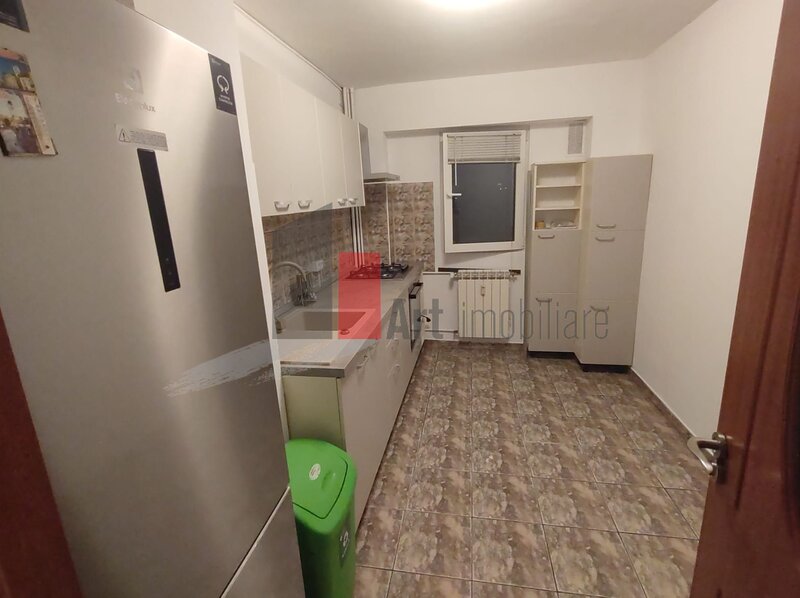 Lacul Tei, Parcul Circului, prima inchiriere apartament decomandat 3 camere